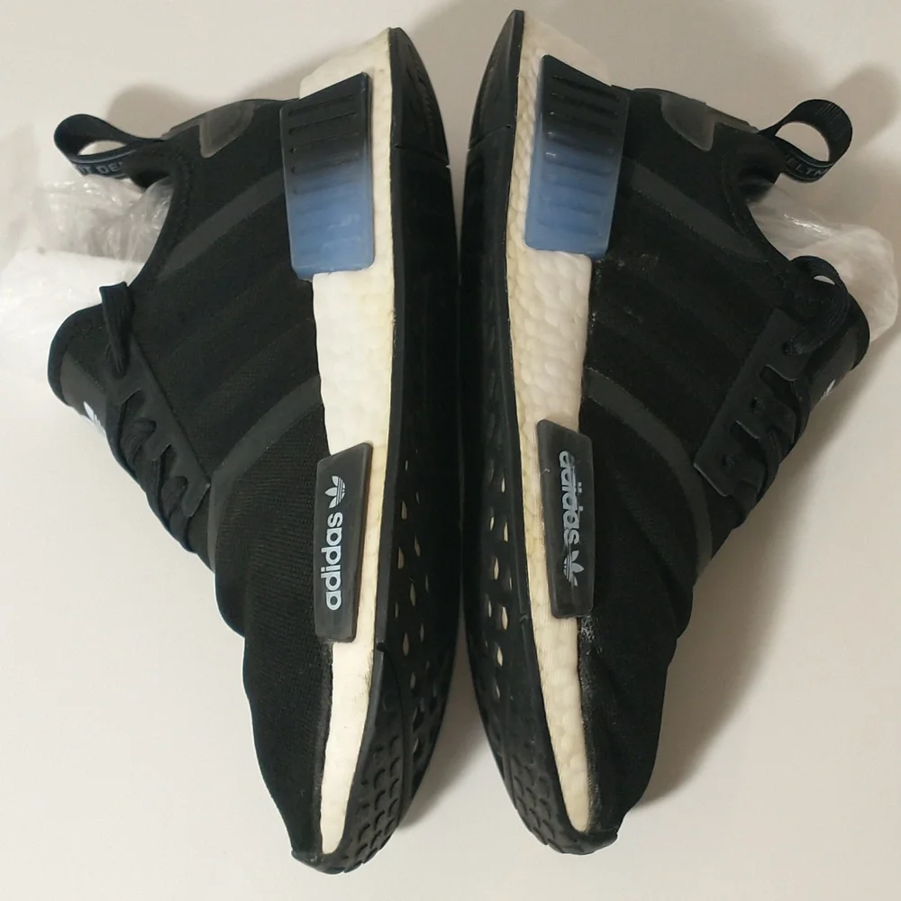 Adidas NMD R1‎ PrimeBlue, Size 6, Black White And Blue